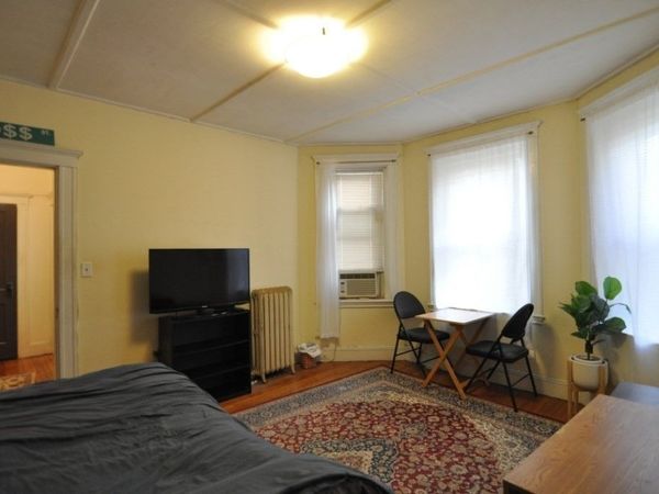 131 Park Dr, Unit 11, Boston, MA 02215