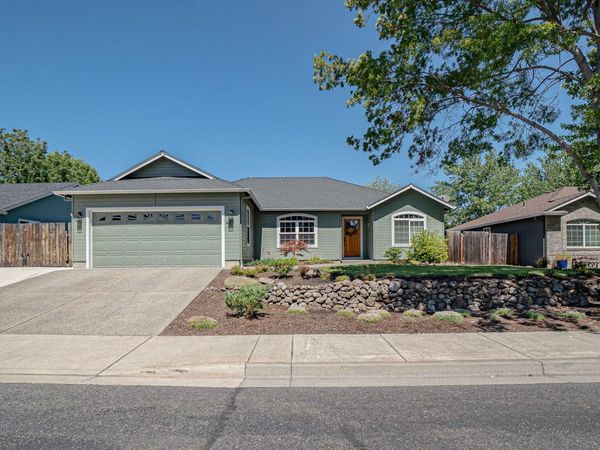 481 Westminster Drive, Eagle Point, OR 97524