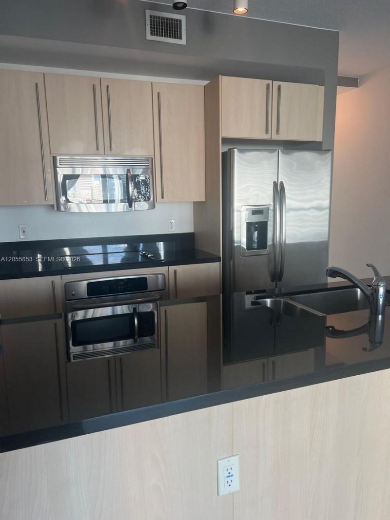 79 SW 12th St , Unit 1511-S, Miami, FL 33130 Photo