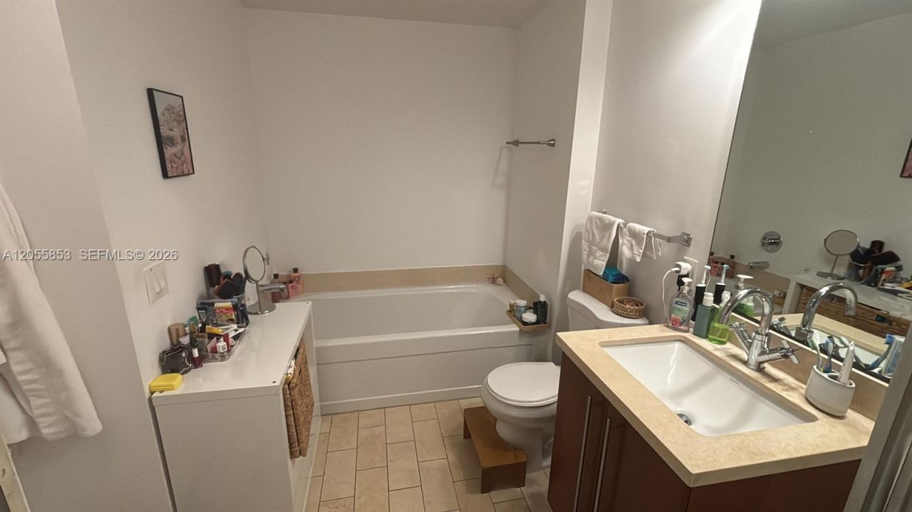 79 SW 12th St , Unit 1511-S, Miami, FL 33130 Photo