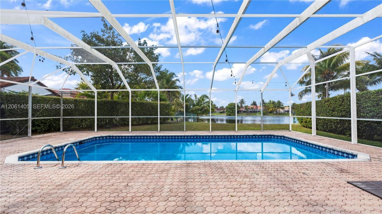 8356 SW 158th Ave, Miami, FL 33193 Photo