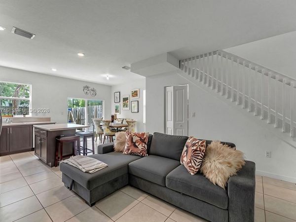 2660 SE 15th St , Homestead, FL 33035