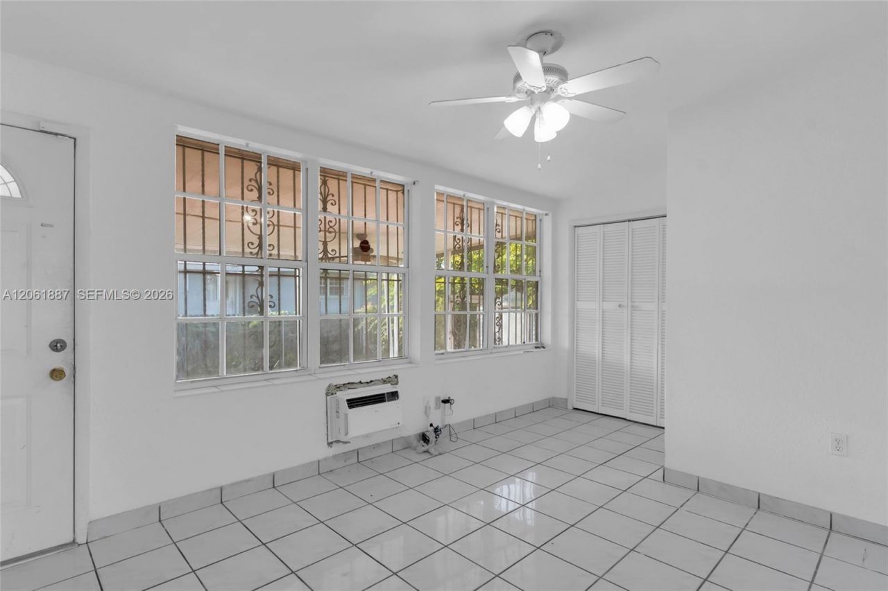2025 SW 82nd Ct, Miami, FL 33155 Photo