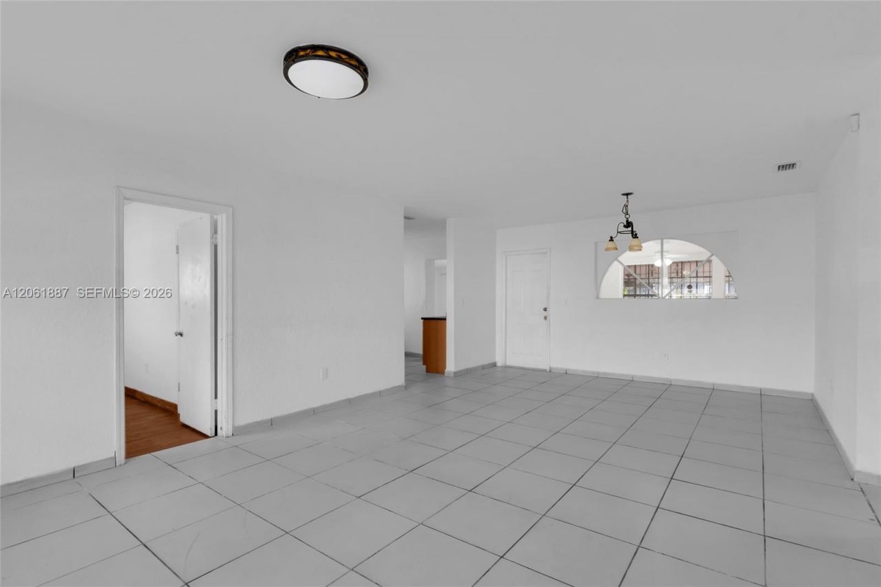 2025 SW 82nd Ct, Miami, FL 33155 Photo