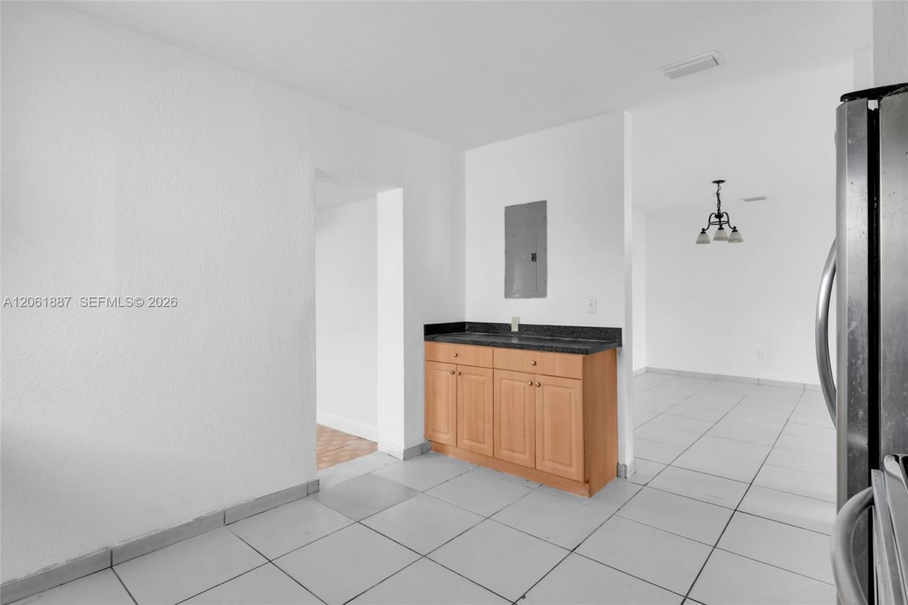 2025 SW 82nd Ct, Miami, FL 33155 Photo