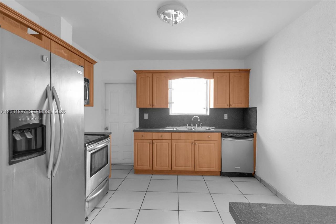 2025 SW 82nd Ct, Miami, FL 33155 Photo