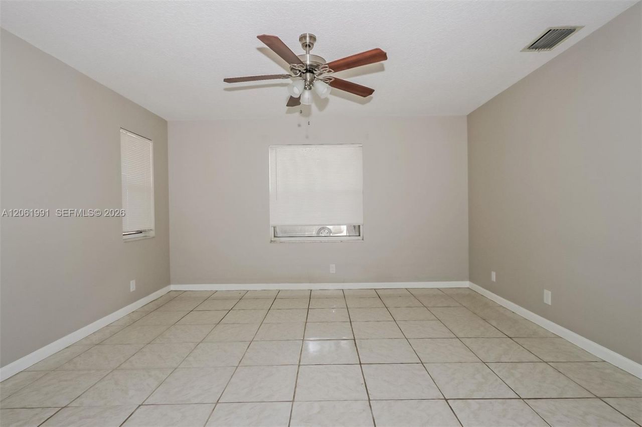 525 20th Ave N, Lake Worth, FL 33460 Photo