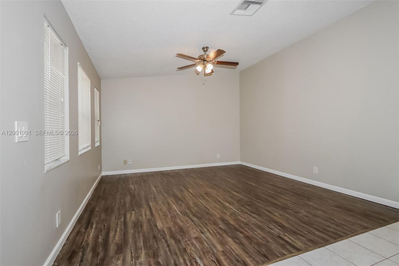 525 20th Ave N, Lake Worth, FL 33460 Photo
