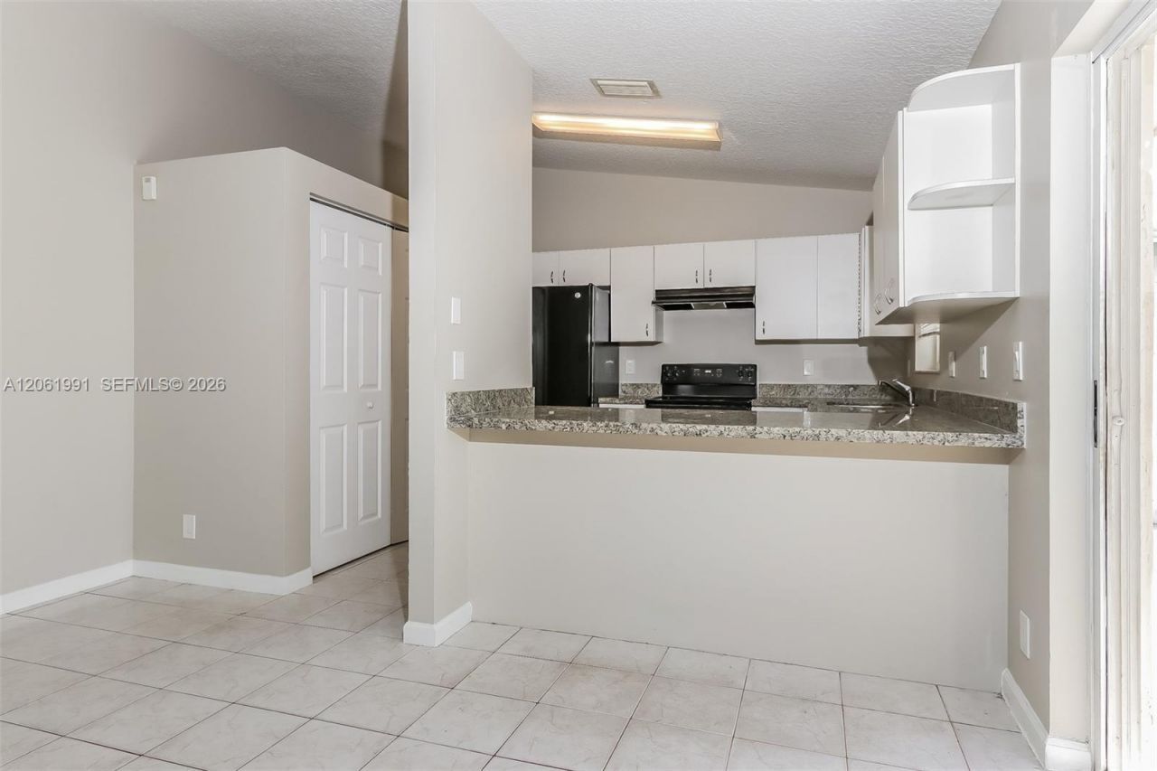 525 20th Ave N, Lake Worth, FL 33460 Photo