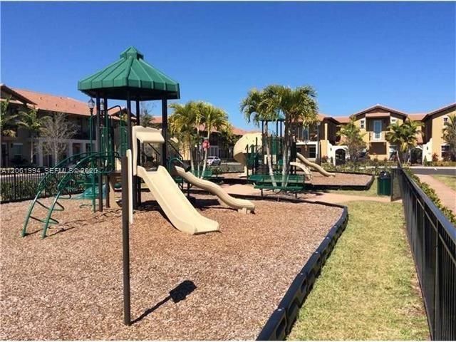 14663 SW 9th St, Unit 1810, Pembroke Pines, FL 33027 Photo