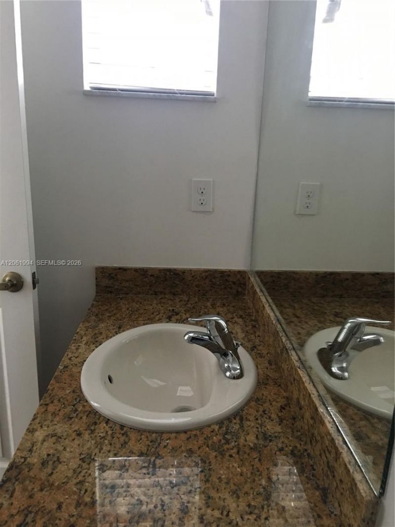 14663 SW 9th St, Unit 1810, Pembroke Pines, FL 33027 Photo