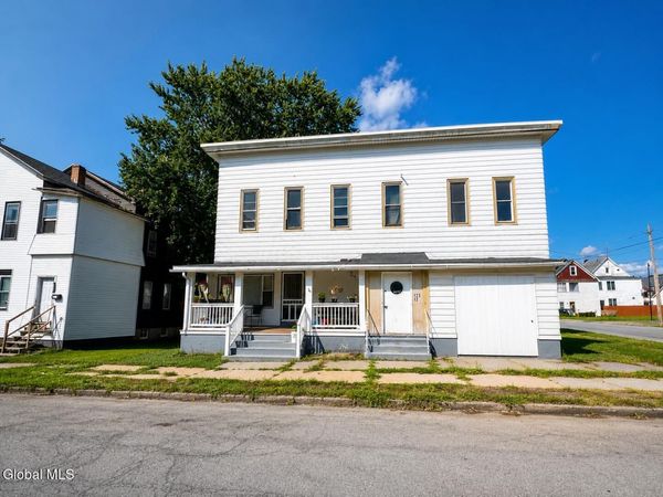127 Grand Street, Unit 2, Amsterdam, NY 12010