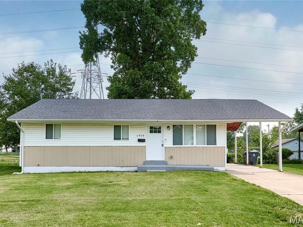 1915 Curtis Court , St Louis, MO 63031