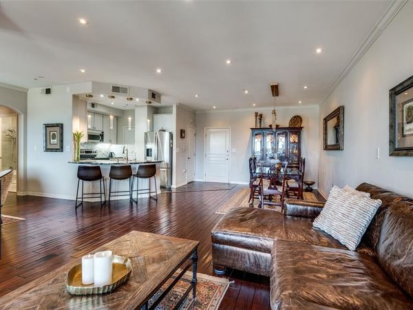 330 Las Colinas Boulevard E, Unit 1016, Irving, TX 75039