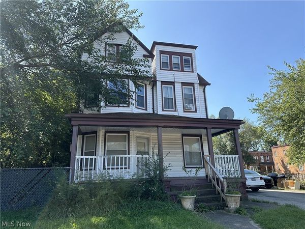 8415 Detroit Avenue , Cleveland, OH 44102