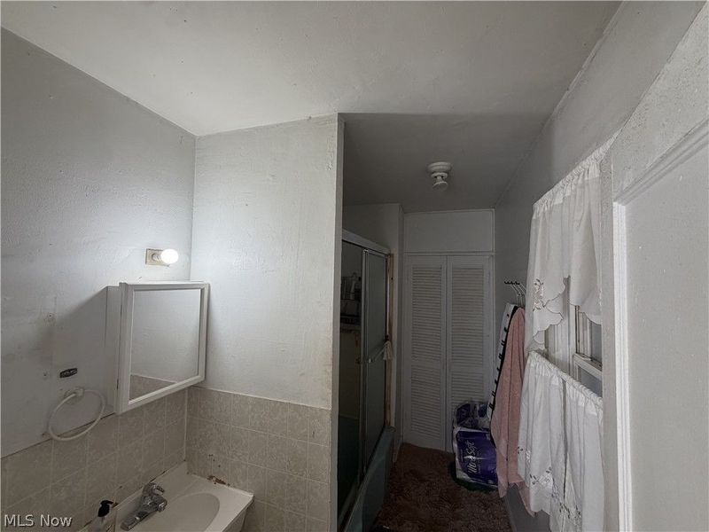 8415 Detroit Avenue , Cleveland, OH 44102 Photo 29
