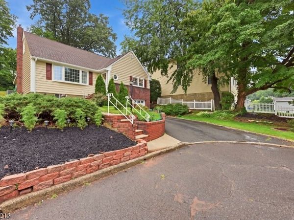 37 Forest Ave, Nutley, NJ 07110