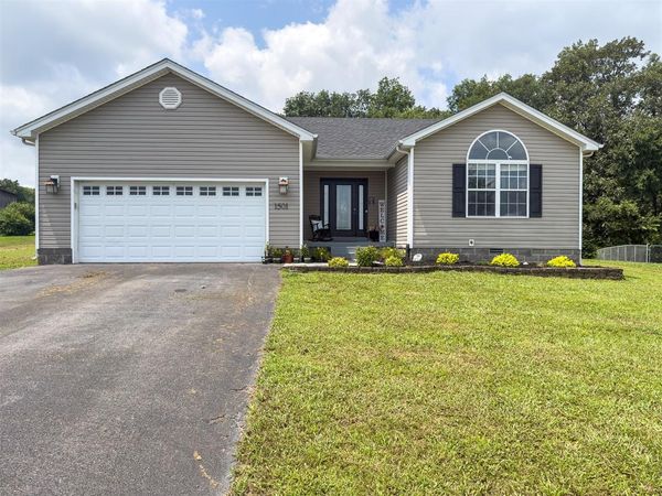 1501 Calgary Way , Bowling Green, KY 42101