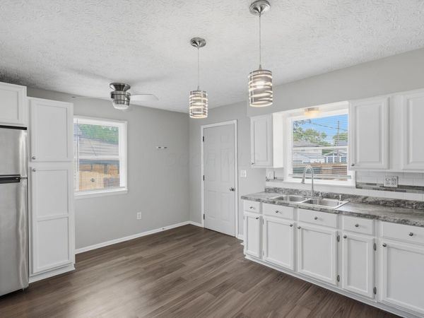 2954 Grasmere Avenue , Columbus, OH 43224