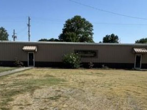 402 E Washington Street, Arma, KS 66712
