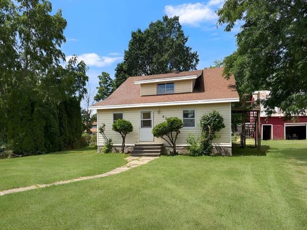 635 ELM STREET, Omro, WI 54963