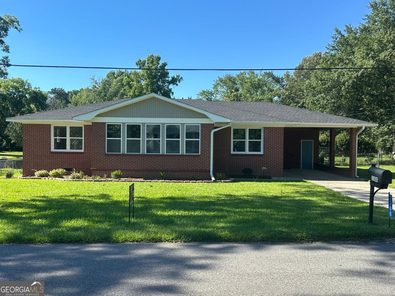 1300 Stonewall Street, Dublin, GA 31021 Main Photo