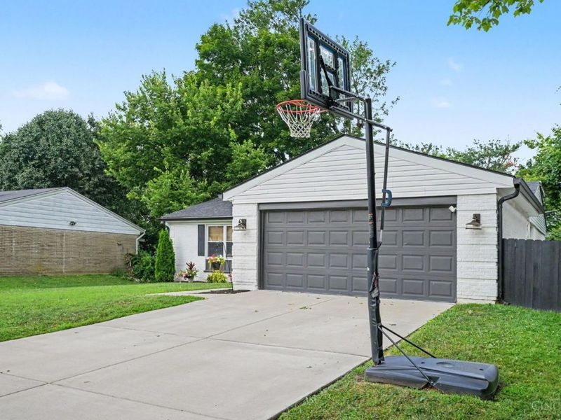 11687 Hinkley Drive, Cincinnati, OH 45240 Photo 3