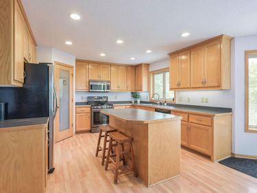 890 160th Lane NW, Andover, MN 55304