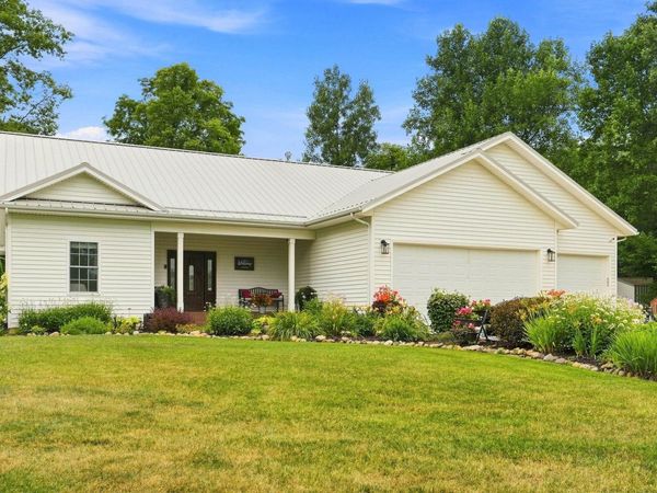 6099 N 950 E, North Webster, IN 46555
