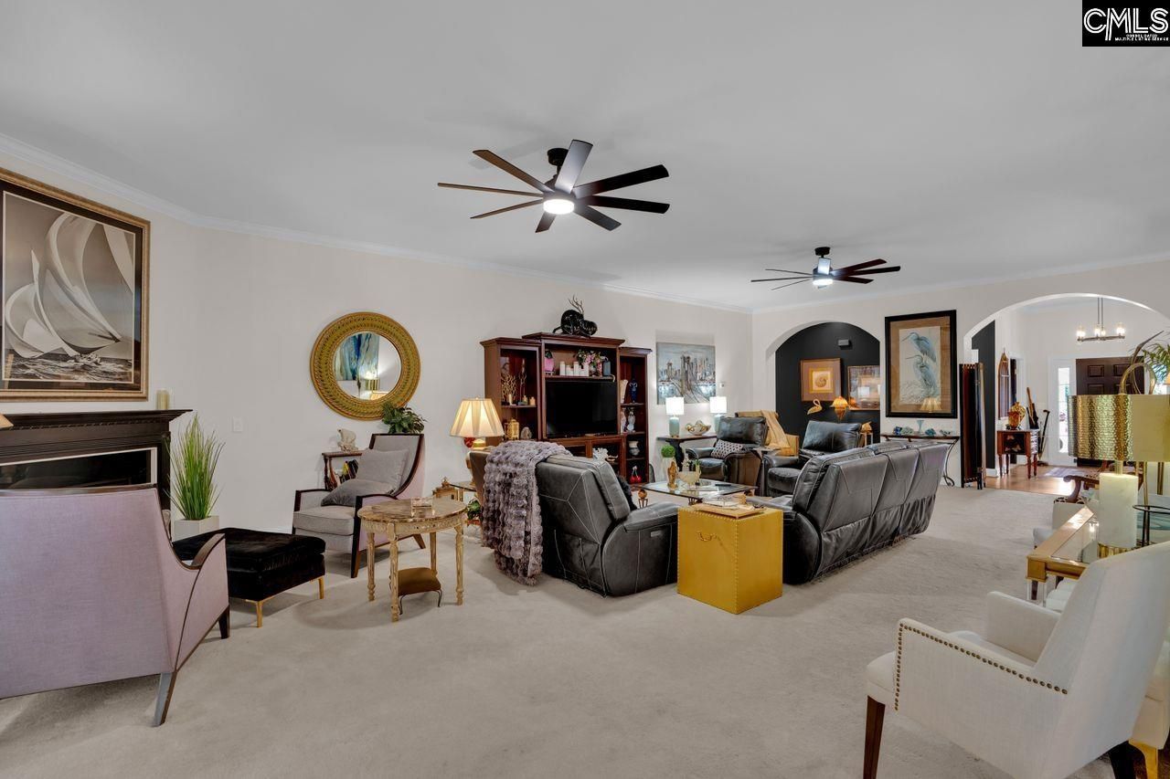 137 Ridgemont Drive  Photo 11