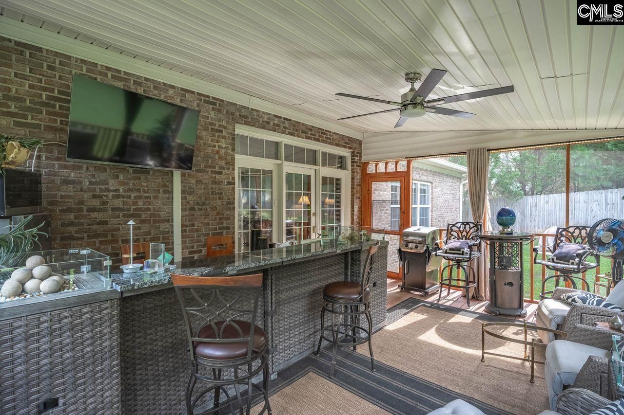 137 Ridgemont Drive  Photo 38