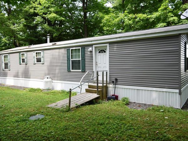 83 Hermit Thrush Lane, Unit 16, Bristol, VT 05443