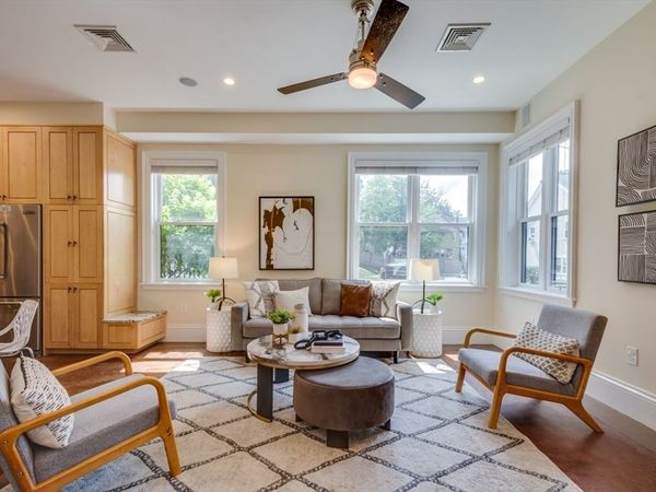 10-14 Boylston Pl, Unit 10, Boston, MA 02130