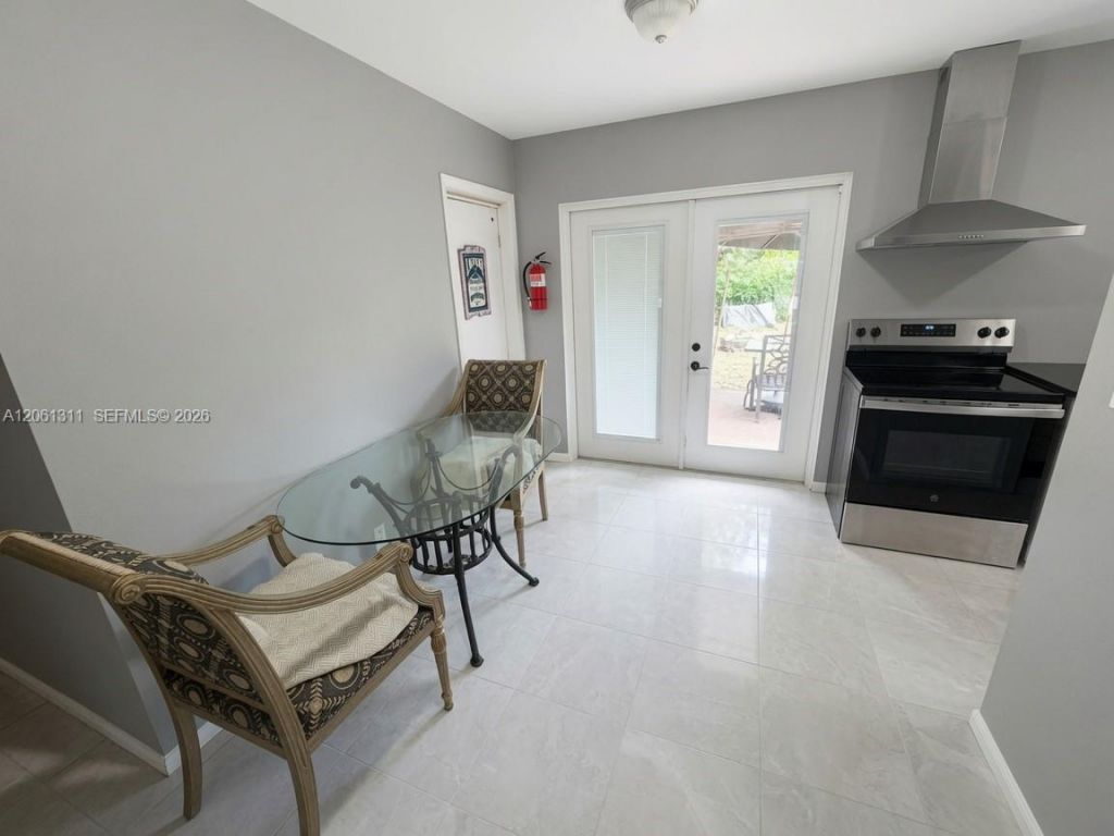 240 NE 23rd Ct, Pompano Beach, FL 33060 Photo