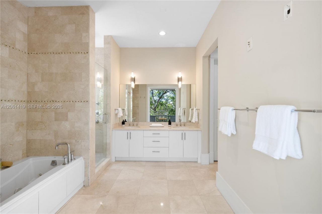 7745 SW 54th Ave, Miami, FL 33143 Photo