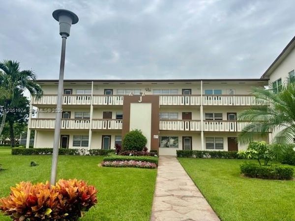 394 Mansfield , Unit J, Boca Raton, FL 33434