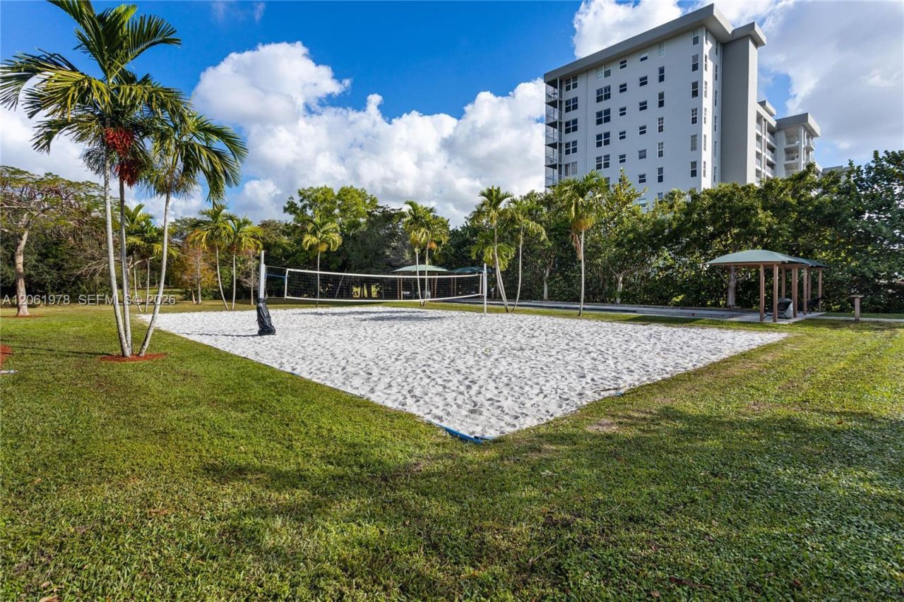 4030 W Palm Aire Dr , Unit 407, Pompano Beach, FL 33069 Photo