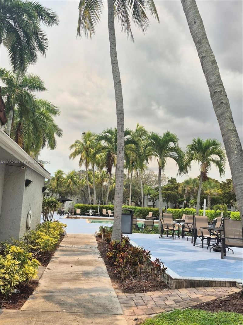 831 Lyons Rd , Unit 23203, Coconut Creek, FL 33063 Photo