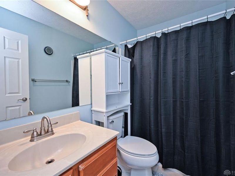1064 Heritage Green Drive, Monroe, OH 45050 Photo 27