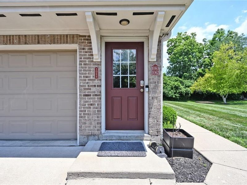 1064 Heritage Green Drive, Monroe, OH 45050 Photo 3