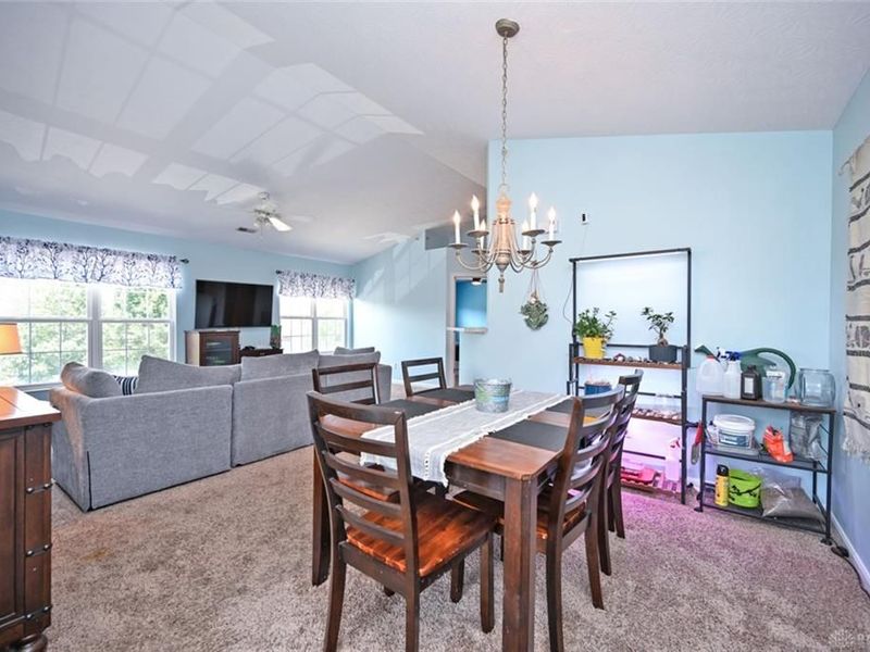 1064 Heritage Green Drive, Monroe, OH 45050 Photo 5