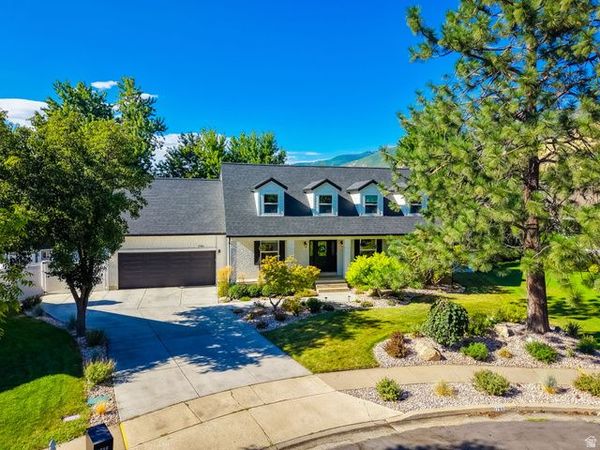1786 N COUNTRY CIR, Centerville, UT 84014
