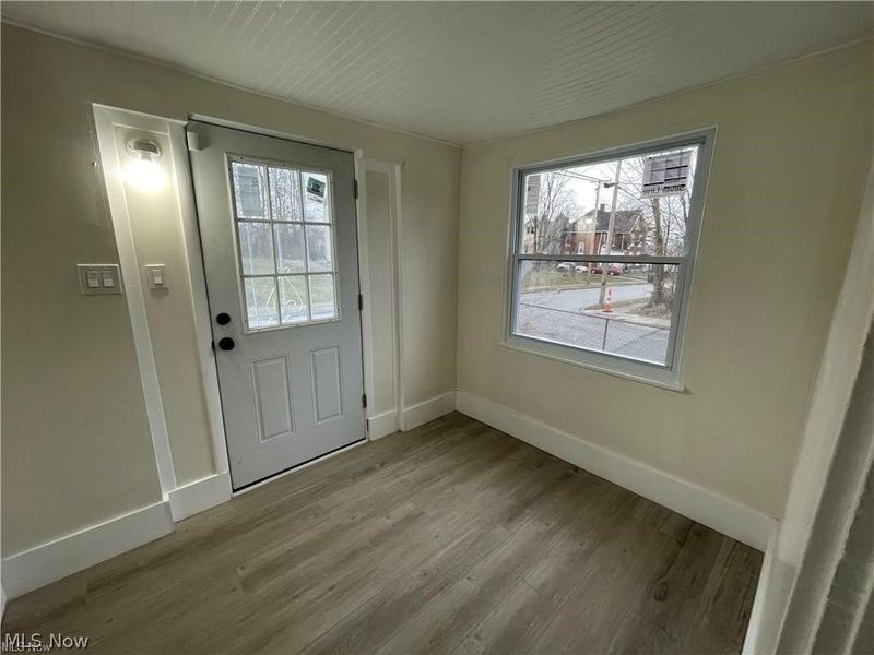 9703 Elwell Avenue, Cleveland, OH 44104 Photo 11