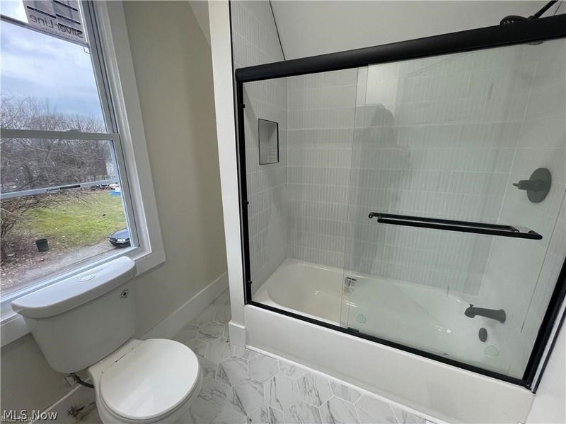 9703 Elwell Avenue, Cleveland, OH 44104 Photo 9