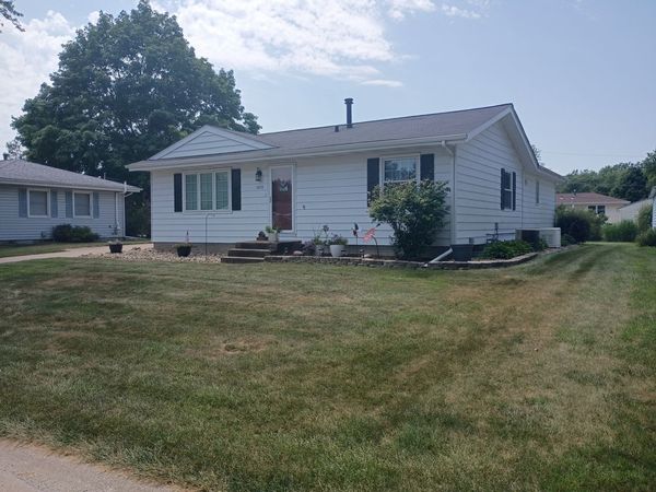 1005 16TH Street, Rapids City, IL 61275