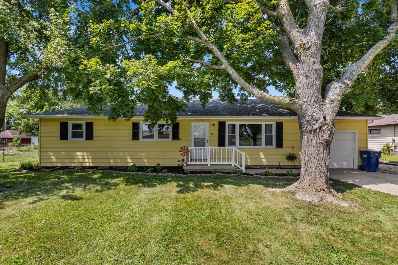 304 S McKinley Street, Mansfield, IL 61854