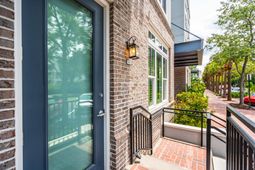 200 River Landing Drive photo 4