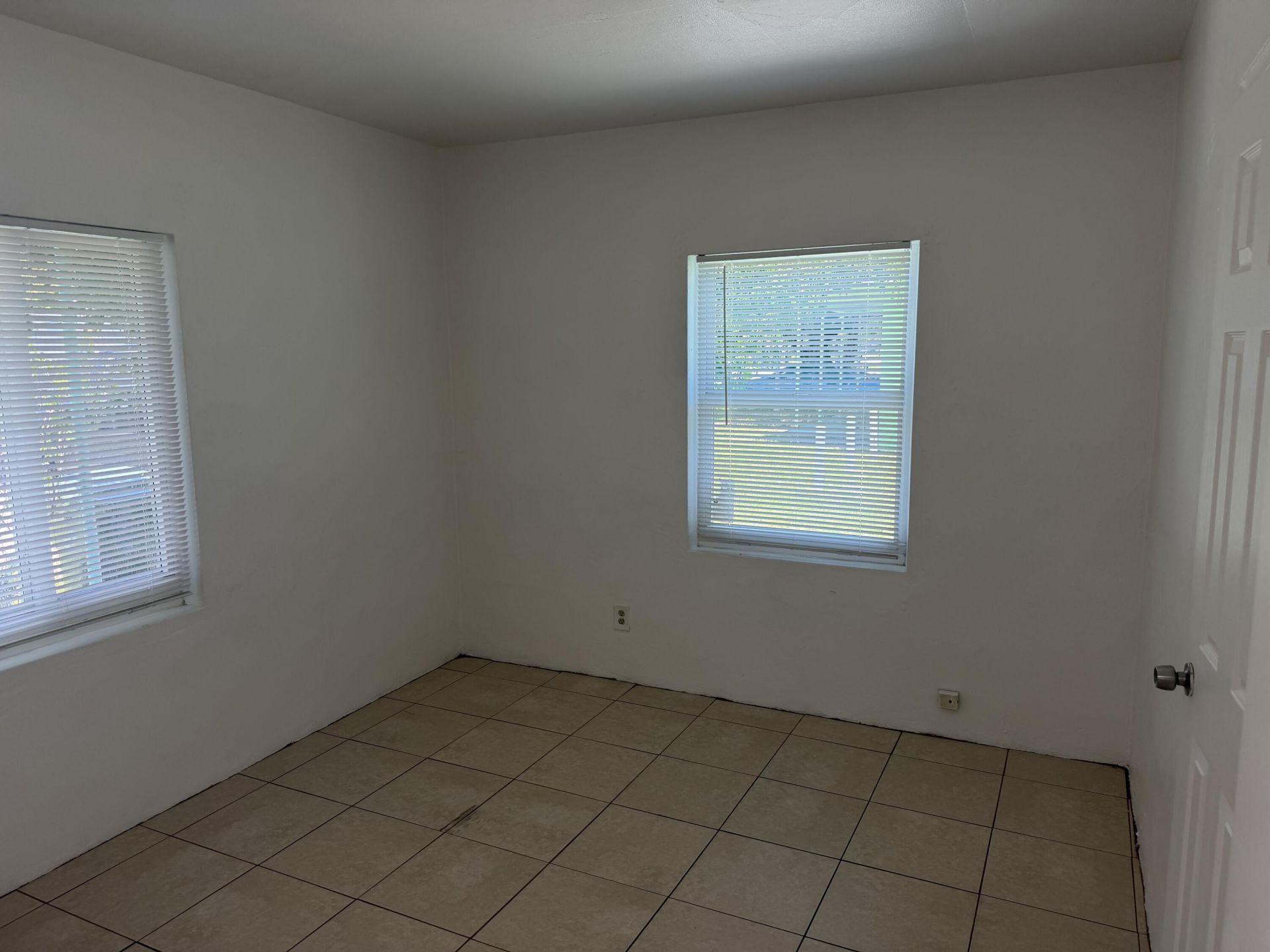 1444 NW 4th Street, Fort Lauderdale, FL 33311 Photo
