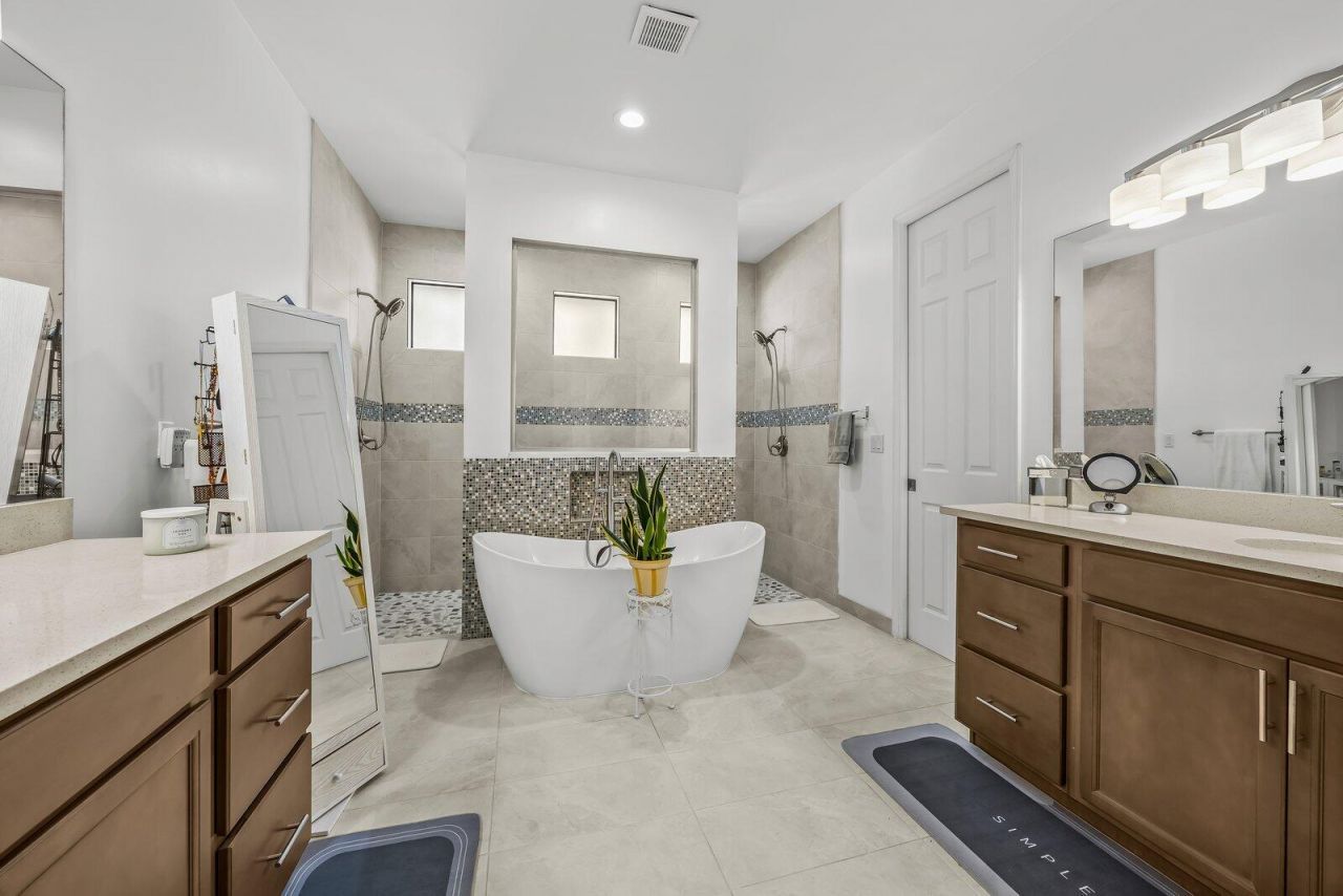 1890 SW Penrose Avenue, Port Saint Lucie, FL 34953 Photo