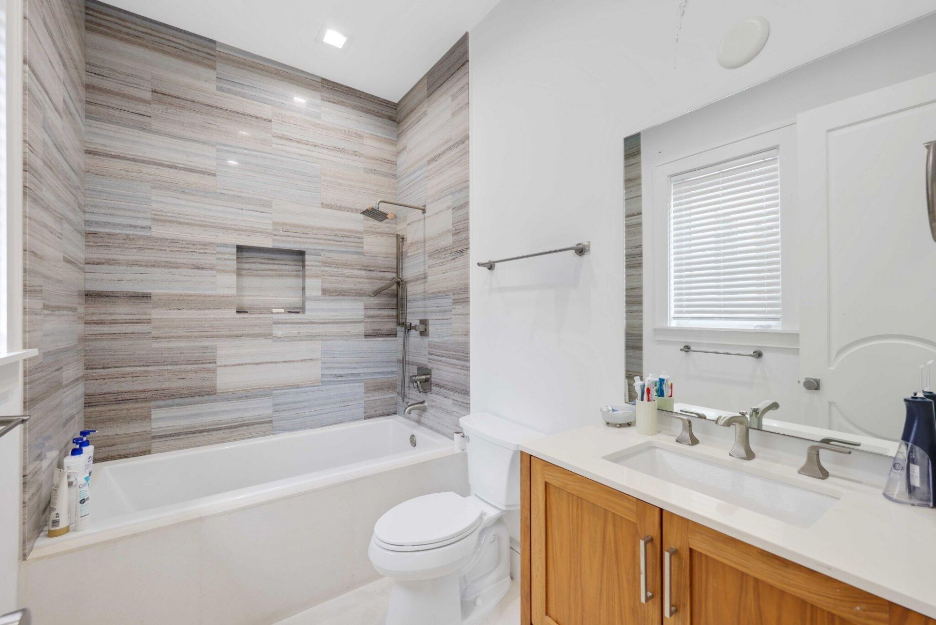 12 Sylvan Lane, Fort Lauderdale, FL 33316 Photo